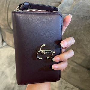Jimmy Choo Christie Zip Around Wallet 6”x4”x0.8”